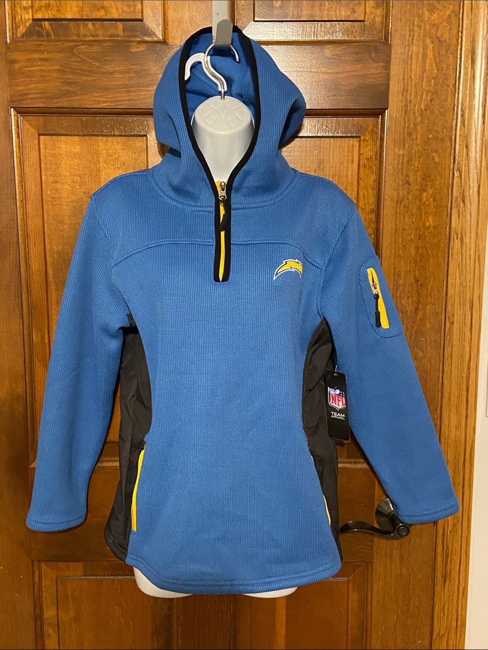 NFL Los Angeles Chargers half zip pullover hooded thick material Size Kids XL